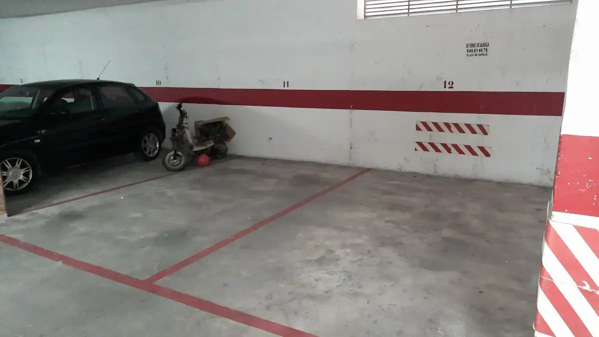 Parkplatz von Garage zur Miete in Murcia