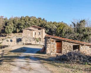 Vista exterior de Finca rústica en venda en Sant Pau de Segúries amb Jardí privat