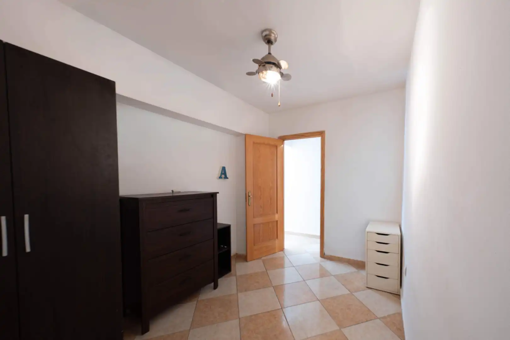 Habitación de Casa adosada en venta en Torremolinos con Aire acondicionado, Amueblado y Piscina comunitaria