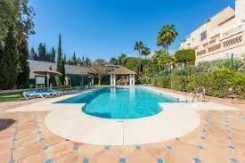 Exterior view of Flat to rent in Marbella  with Air Conditioner, Private garden and Terrace