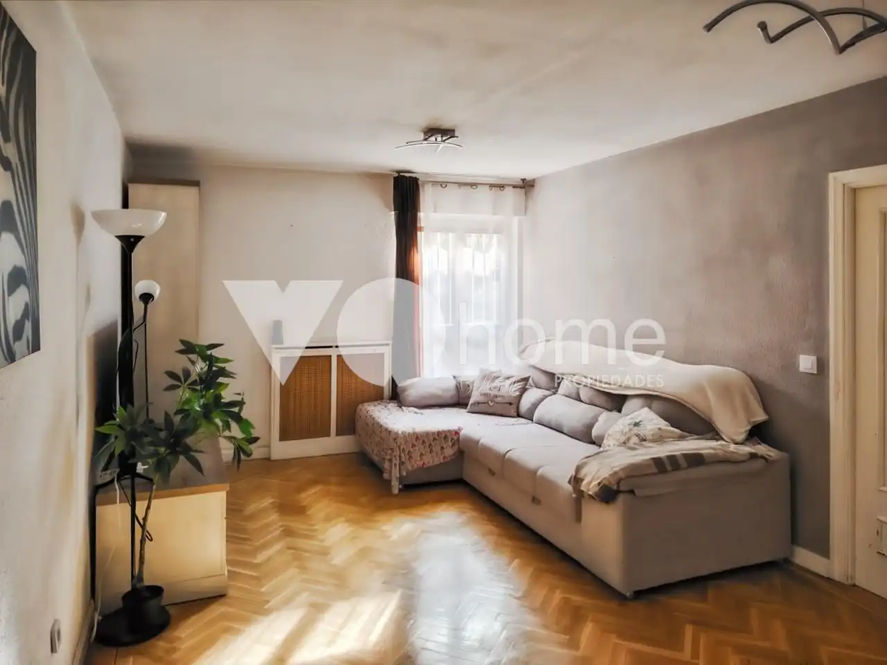 Sala de estar de Planta baja en venta en Madrid con Calefacción