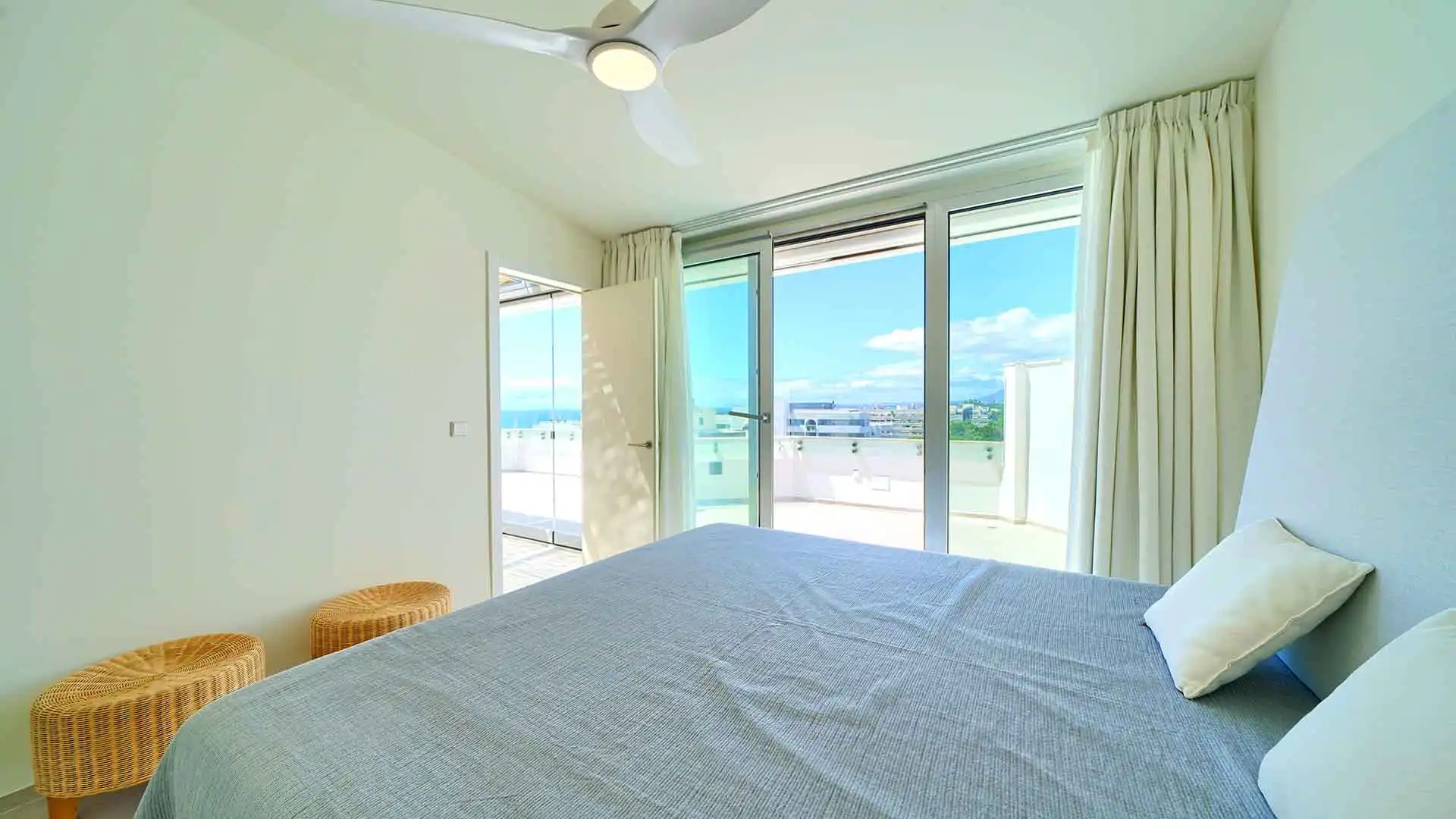 Bedroom of Attic for sale in Marbella  with Air Conditioner, Terrace and Storage room