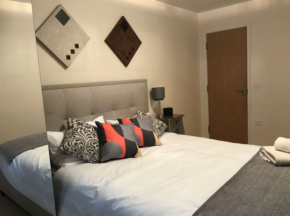 Dormitori de Pis de lloguer en Zamora Capital  amb Moblat i Es permeten mascotes