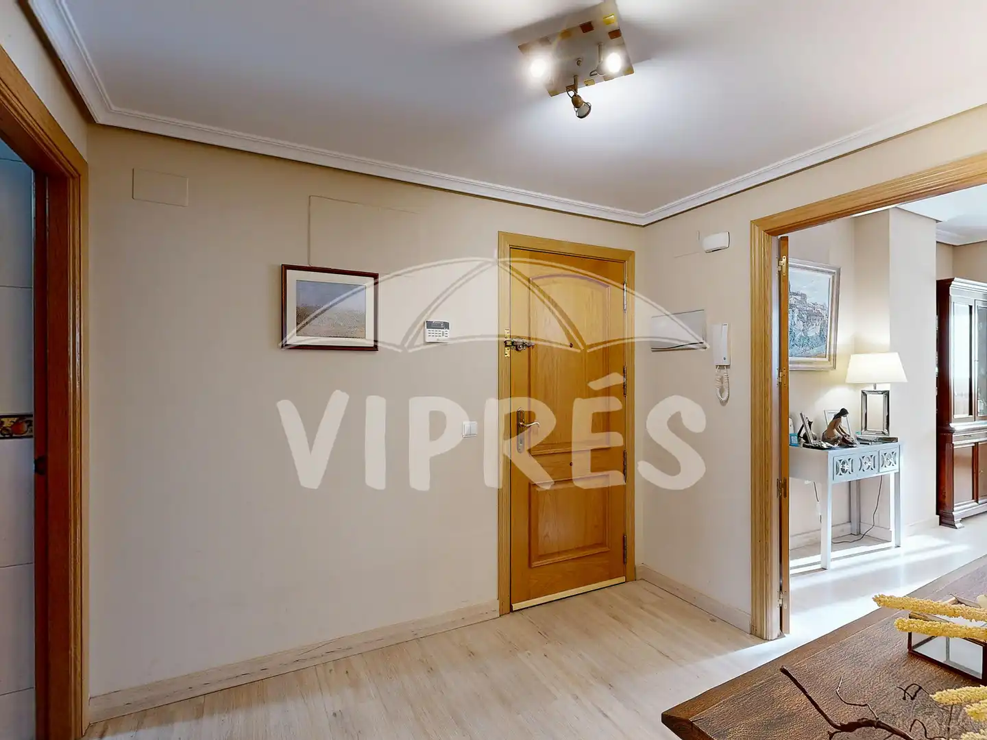 Wohnung zum Verkauf in Cáceres mit Abstellraum, Schwimmbad und Gemeinschaftspool