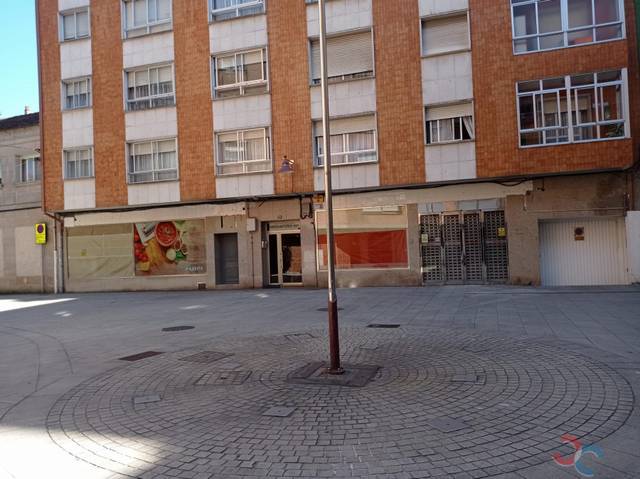 Local comercial en Alquiler en Marín