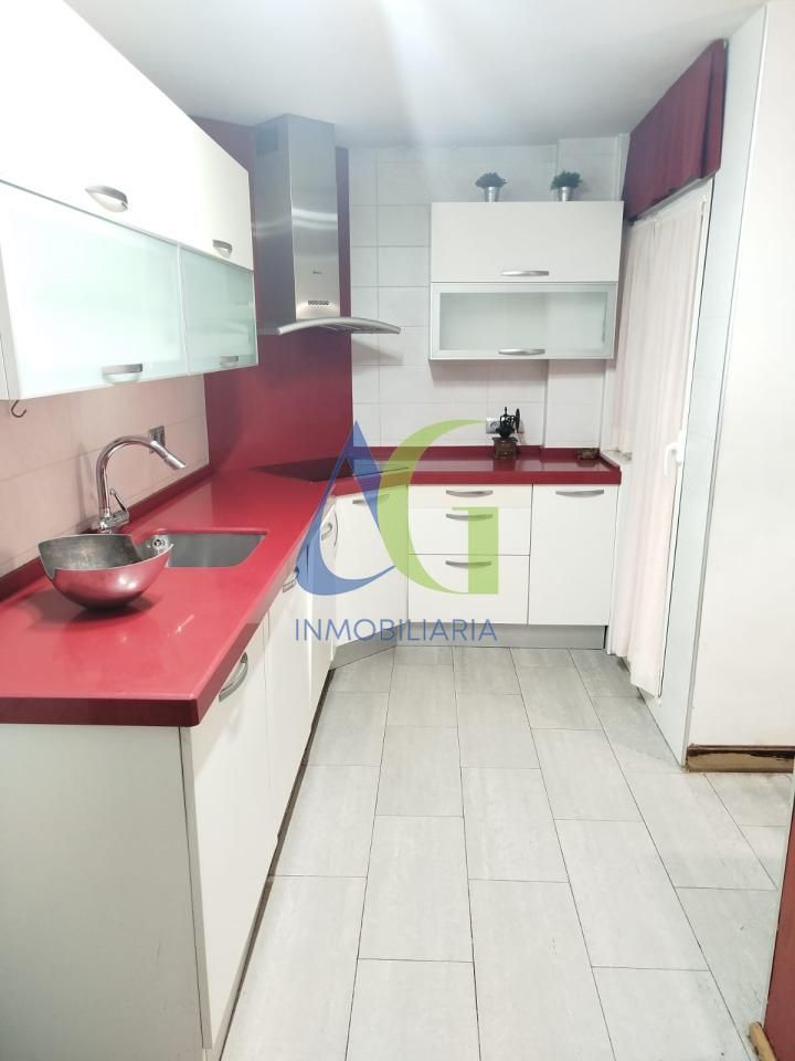 Cocina de Piso en venta en León Capital  con Calefacción y Terraza