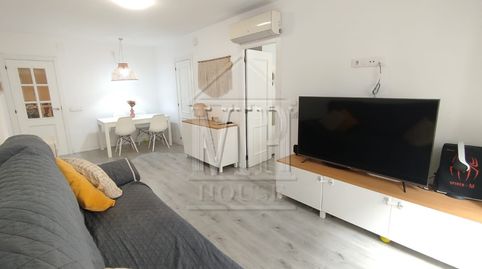 Foto 3 de Pis en venda a Carrer de la Independència, Bufalà, Badalona