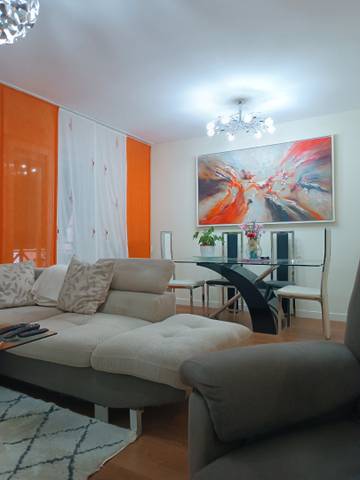 Piso en Venta en Calle del Diamante en Los Rosales