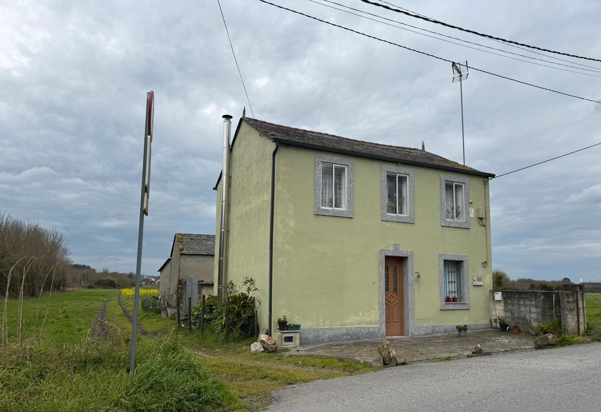 Vista exterior de Casa o chalet en venta en Lugo Capital con Jardín privado, Terraza y Trastero