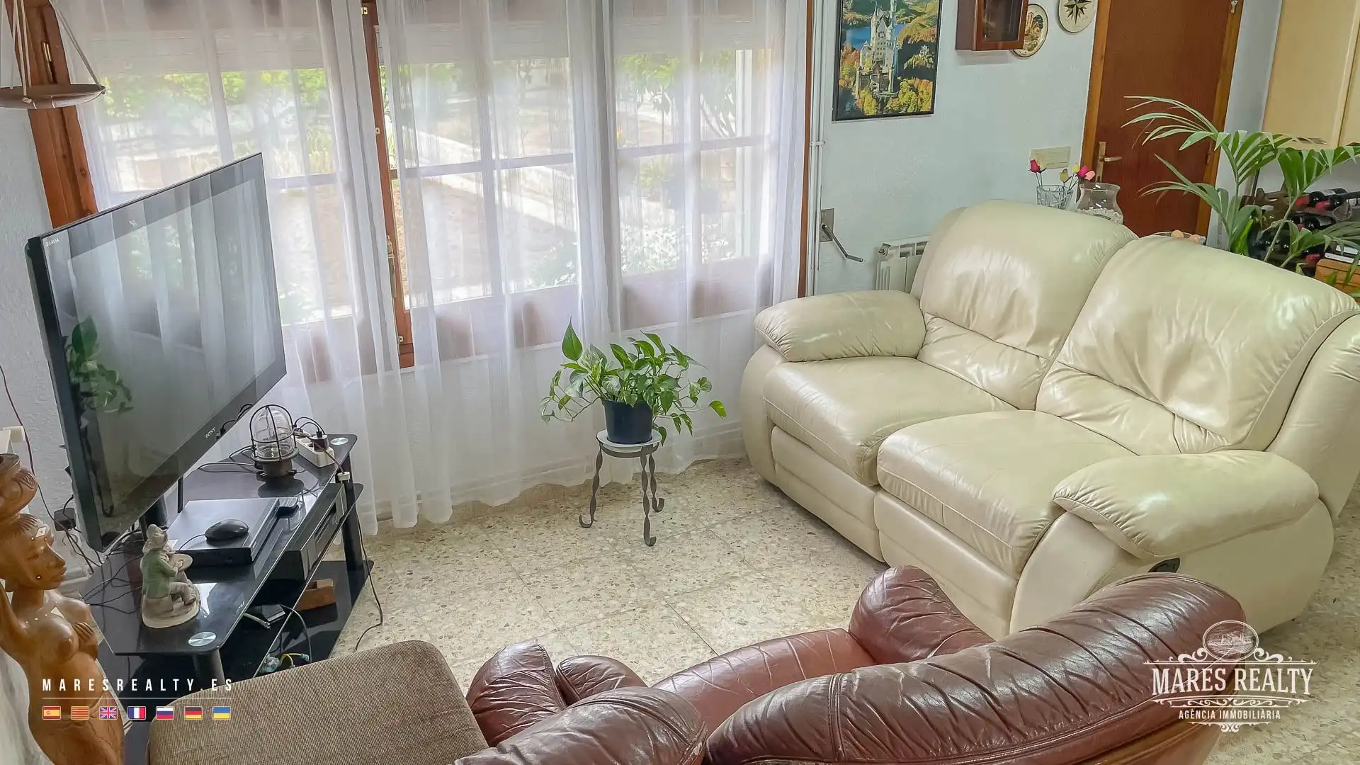 Sala d'estar de Casa o xalet en venda en Lloret de Mar amb Calefacció, Jardí privat i Terrassa