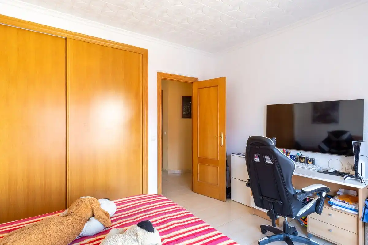 Schlafzimmer von Wohnung zum Verkauf in Moncada mit Heizung, Terrasse und Balkon