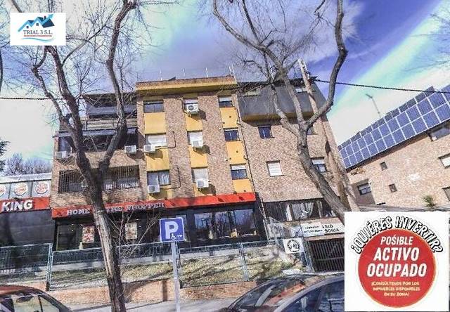 Local comercial en Venta en Calle de Matías Turrión en Colina