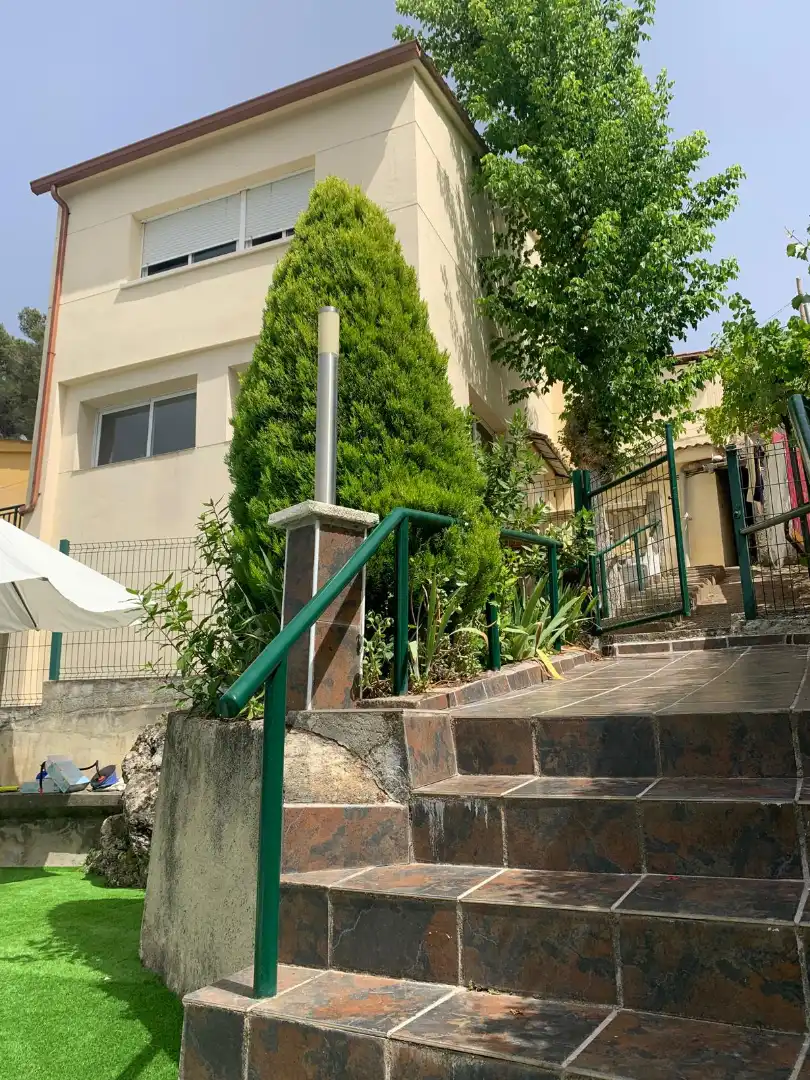 Xalet amb piscina en venda a Corbera de Llobregat, imagen 4