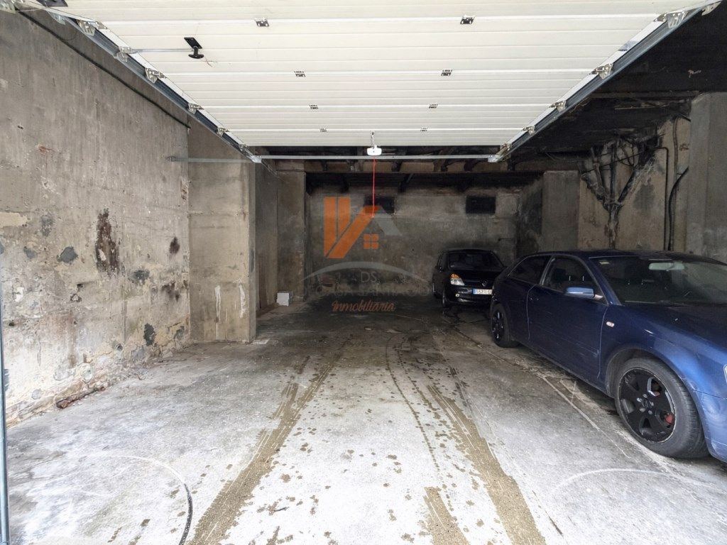 Parking de Garaje en venta en Santiago de Compostela 