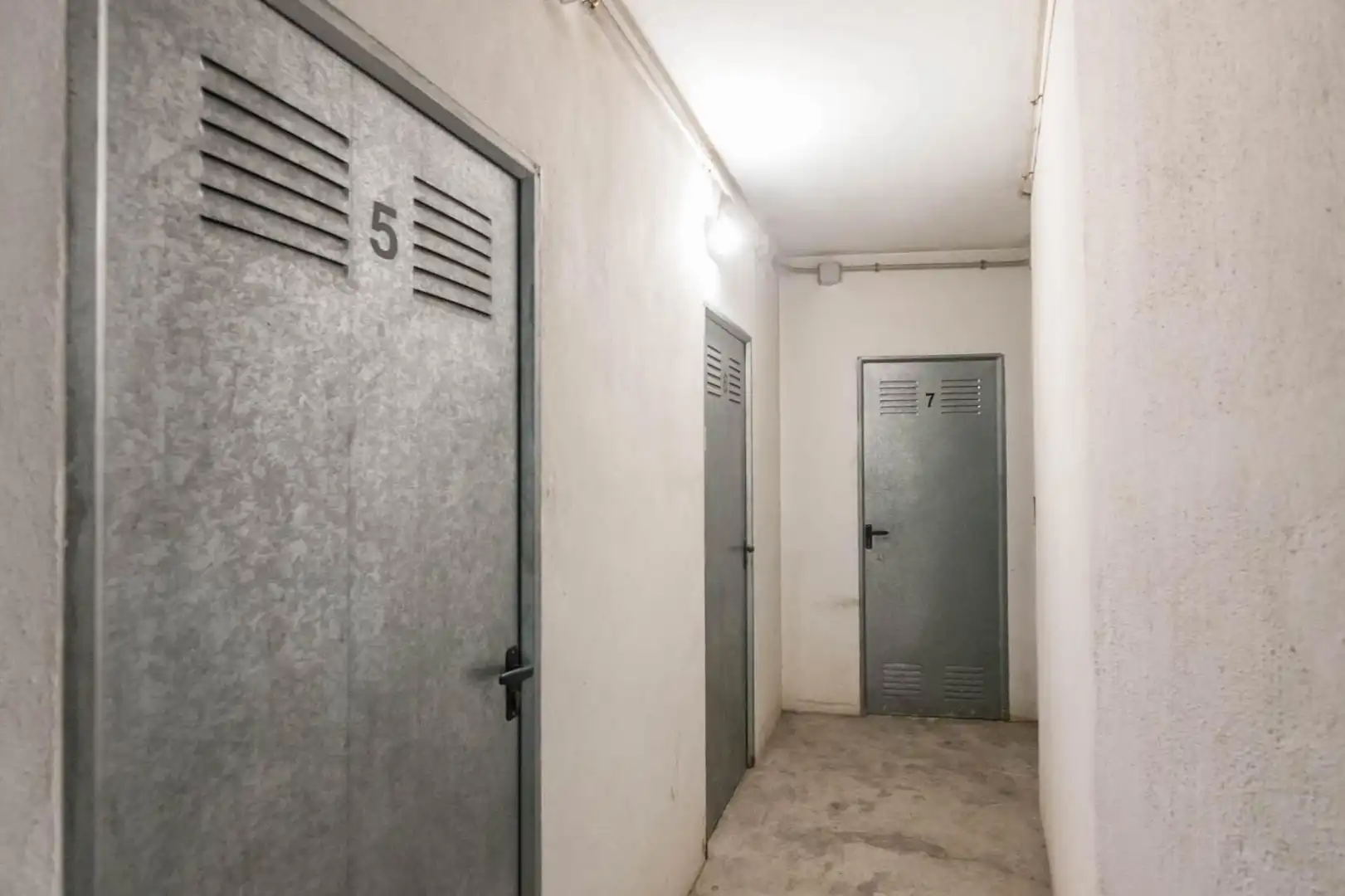 Wohnung zum Verkauf in Santomera mit Klimaanlage, Privatgarten und Abstellraum