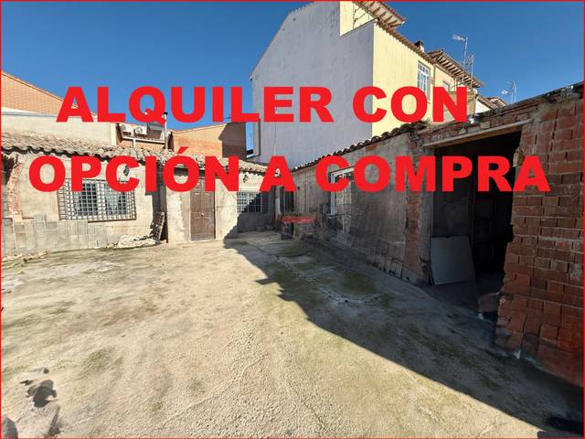 Casa adosada en Alquiler en Escalonilla