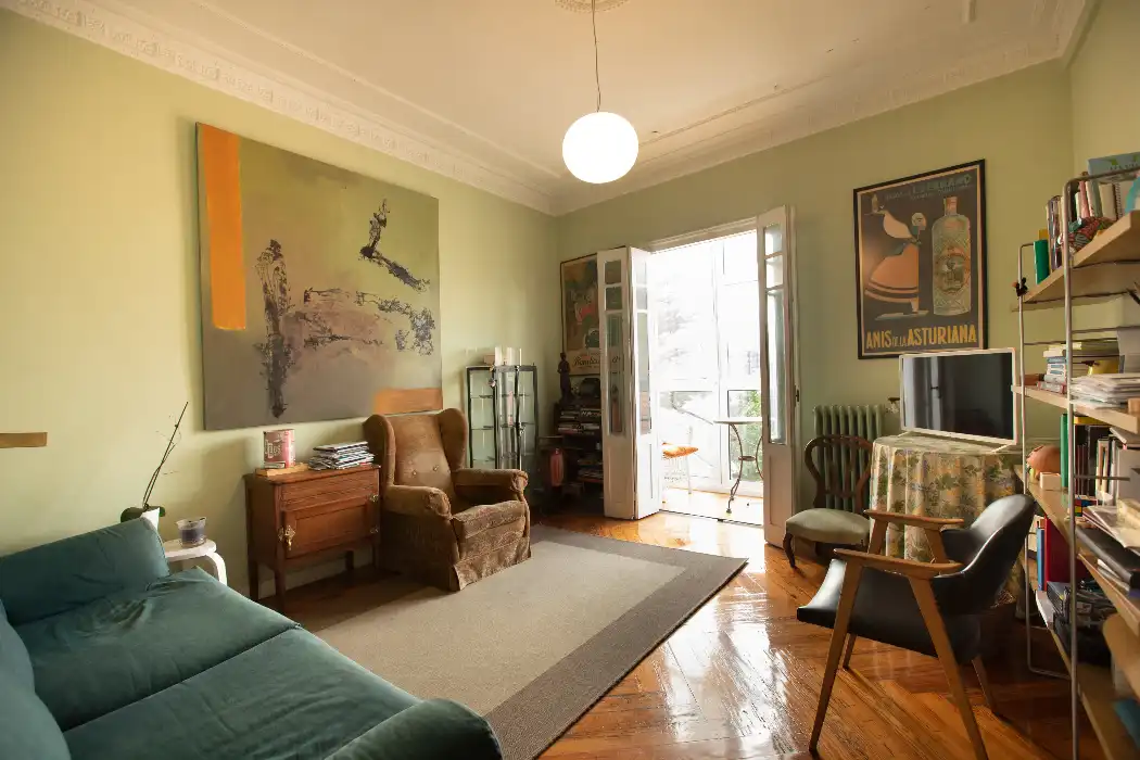Sala d'estar de Casa adosada en venda en Santander amb Calefacció, Jardí privat i Parquet
