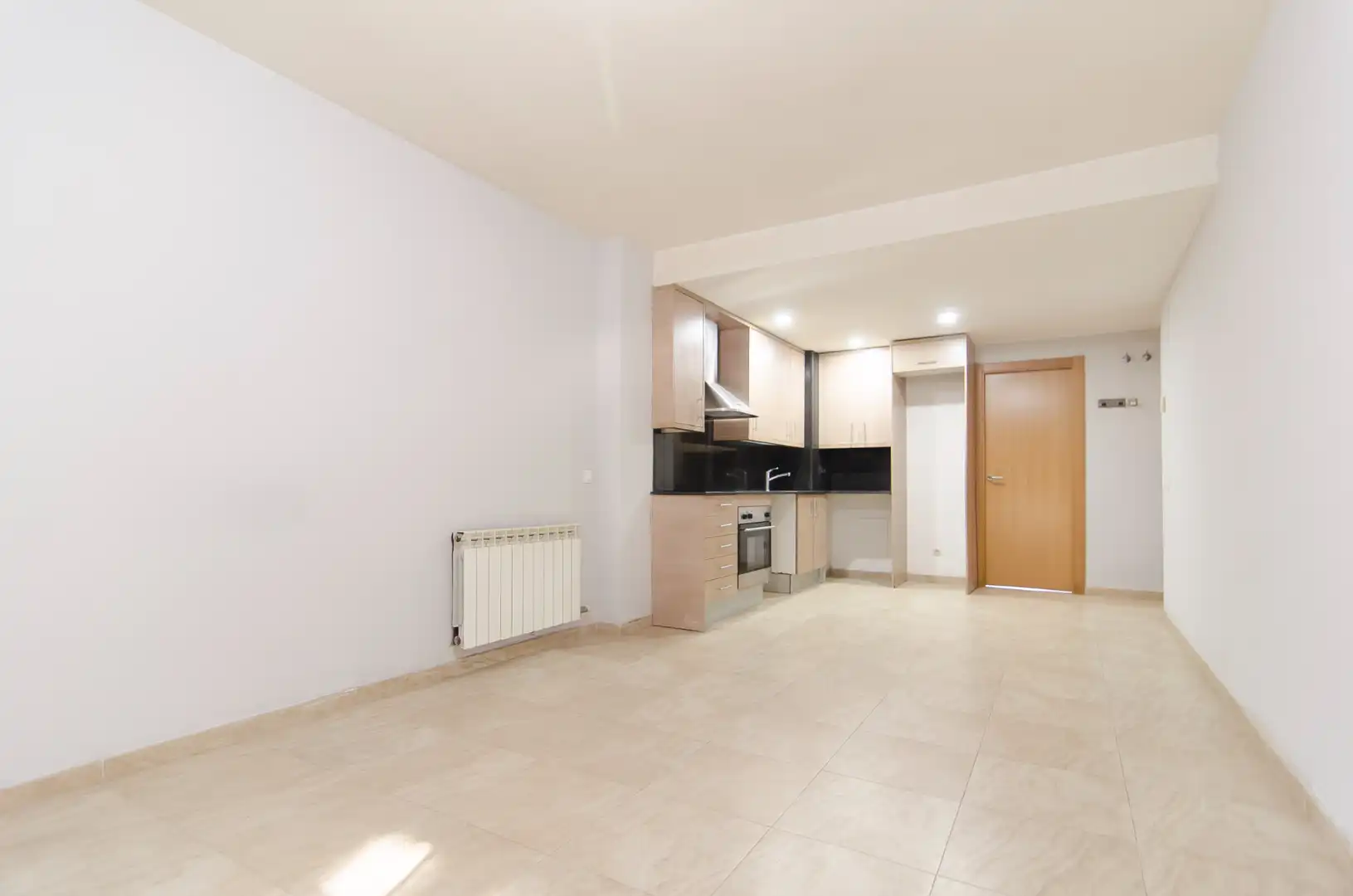 Flat for rent in Sallent  with Heating, Storage room and Oven