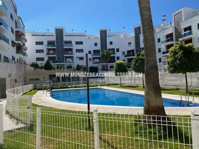 Piso con piscina en venta en Avenida de Joan Margarit, imagen 4