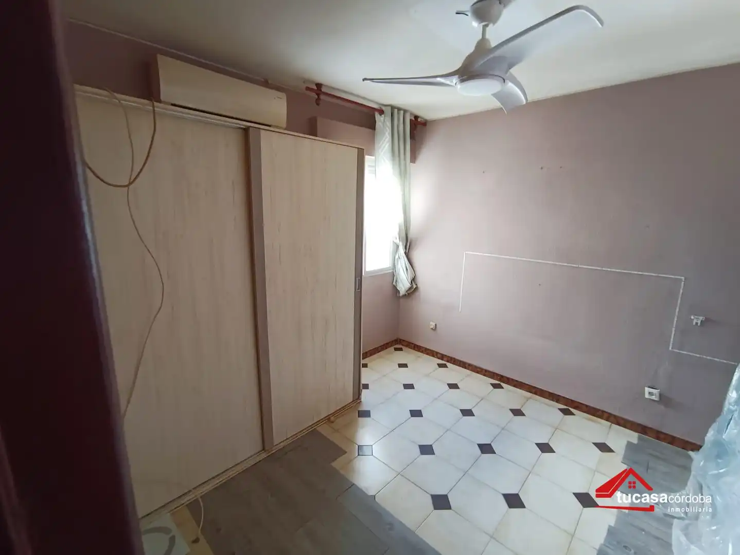 Flat for sale in Santa Rosa - Valdeolleros