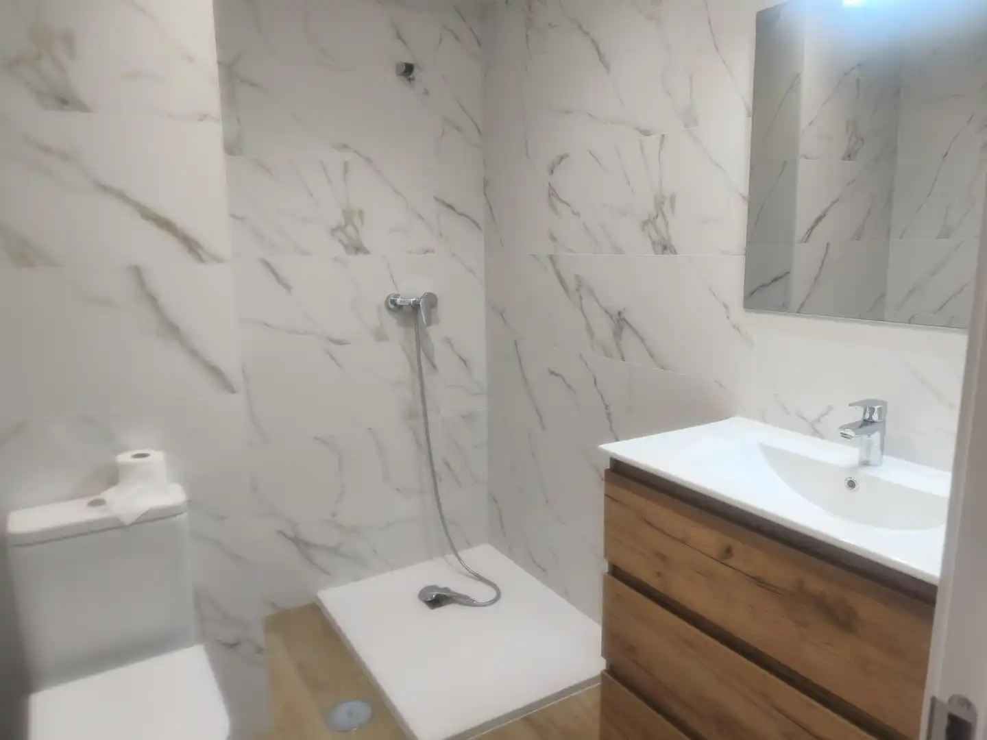 Flat for rent in Avenida de Madrid, Belén - San Roque