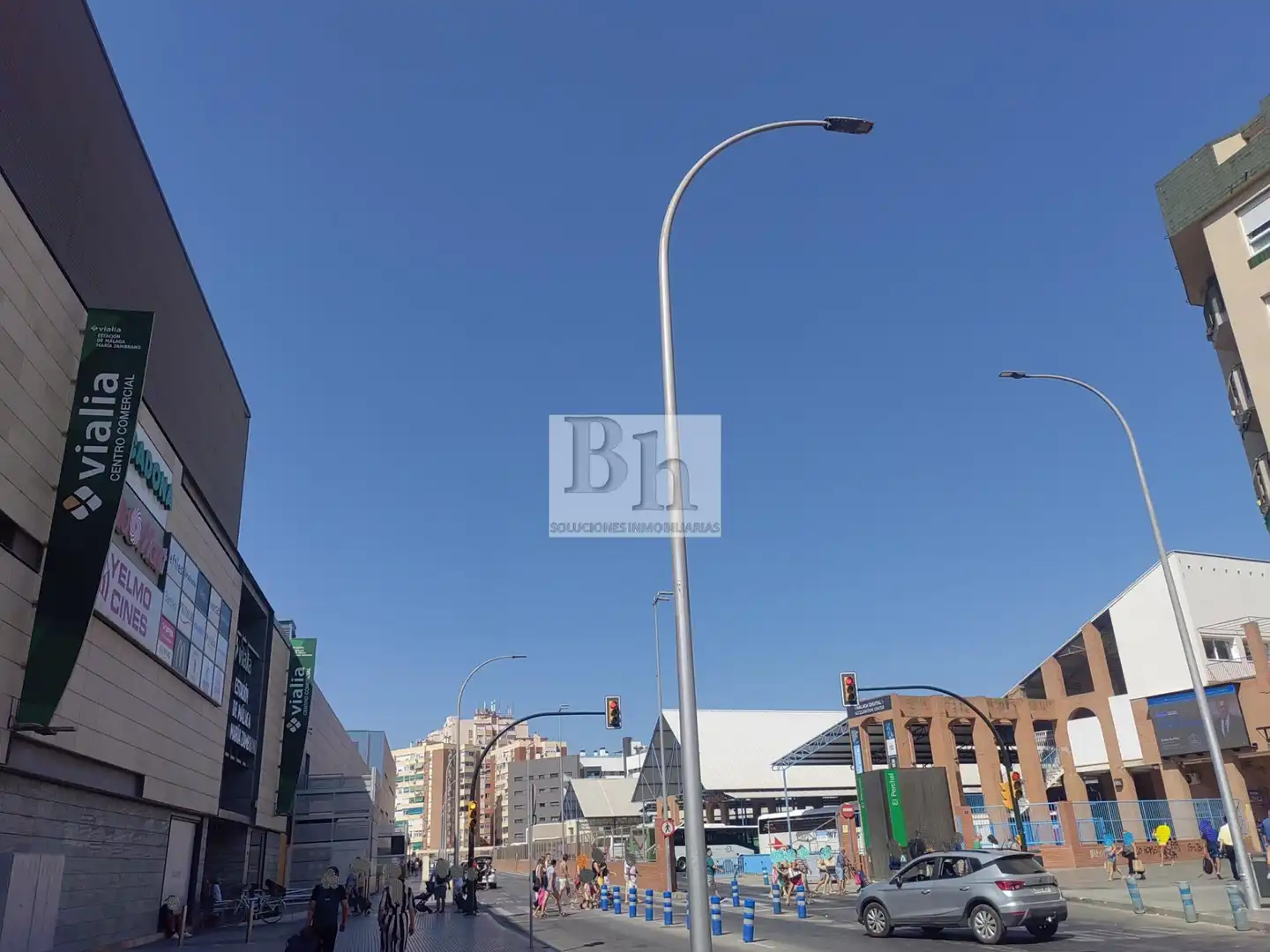 Vista exterior de Pis en venda en Málaga amb Aire condicionat