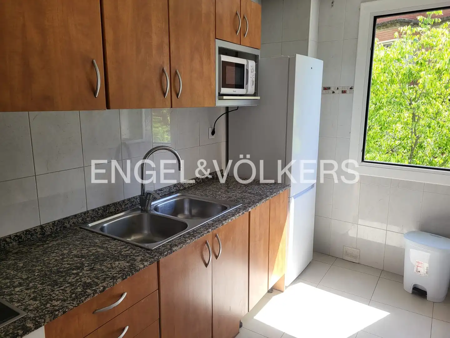 Kitchen of Flat for sale in Manresa  with Heating, Furnished and Balcony