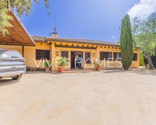 Vista exterior de Casa o xalet de lloguer en Sant Vicenç de Montalt amb Calefacció, Jardí privat i Terrassa