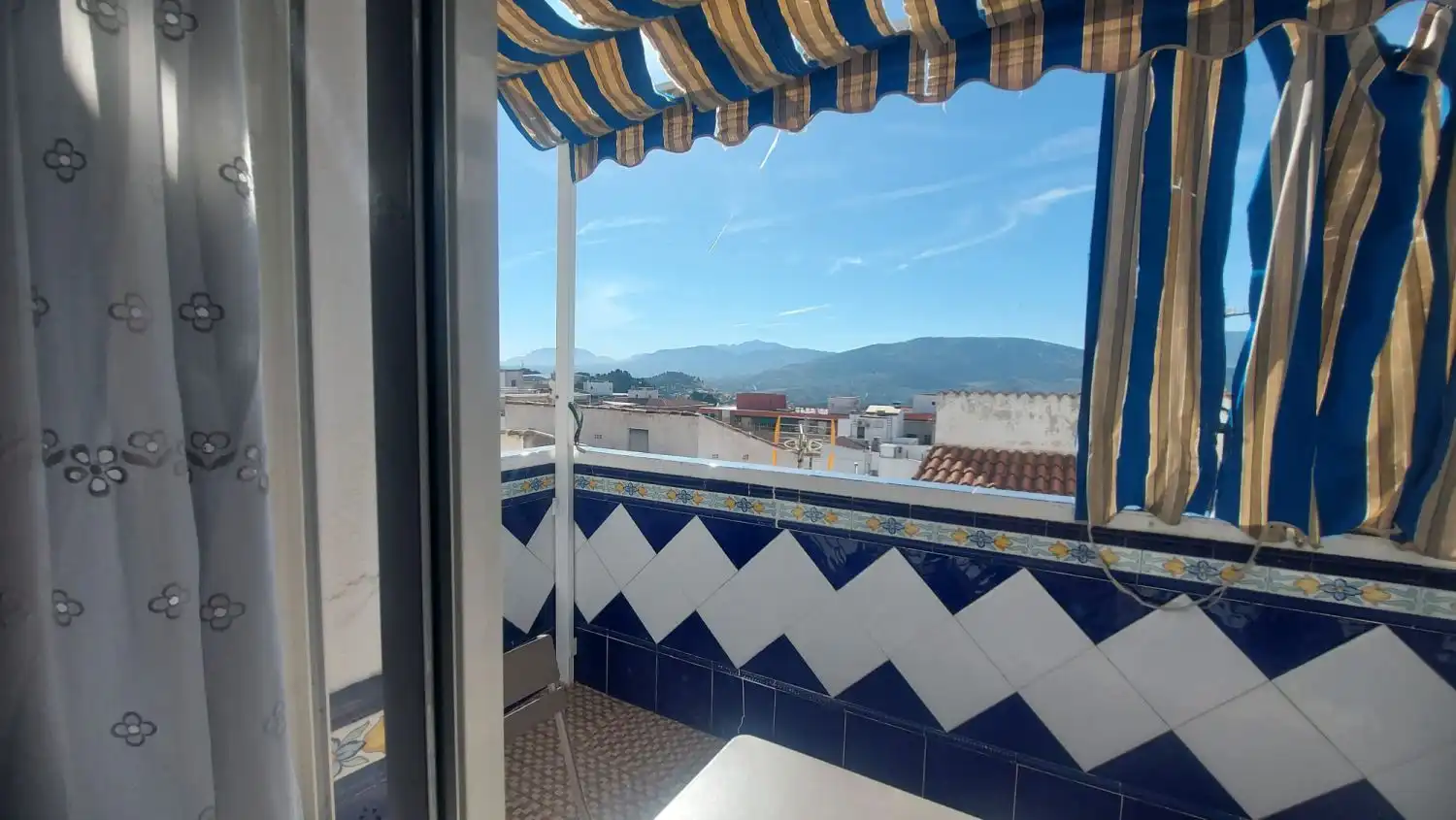 Terrassa de Pis de lloguer en Jaén amb Aire condicionat, Calefacció i Terrassa