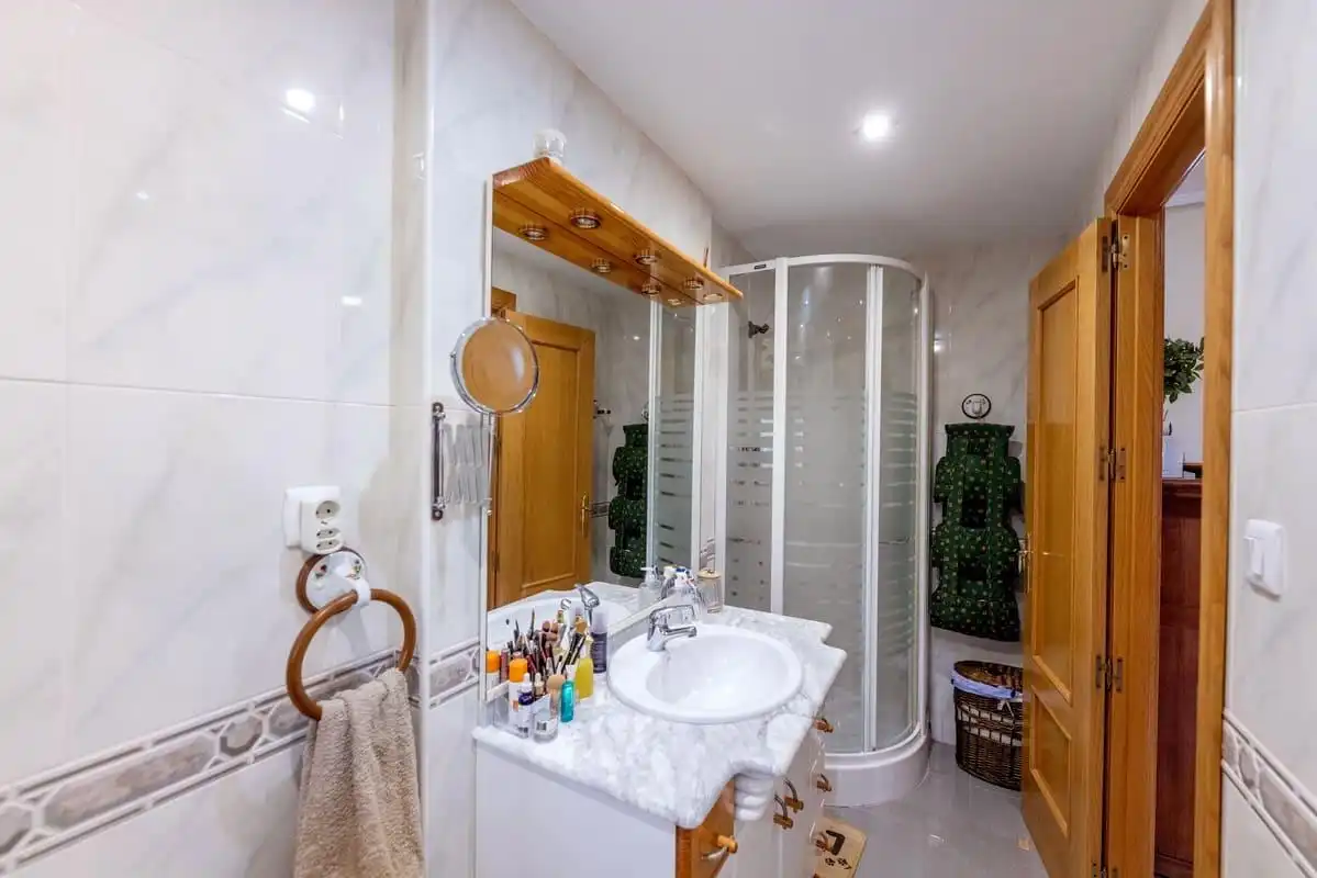 Bathroom of Detached homes for sale in Calatayud  with Air Conditioner, Heating and Terrace
