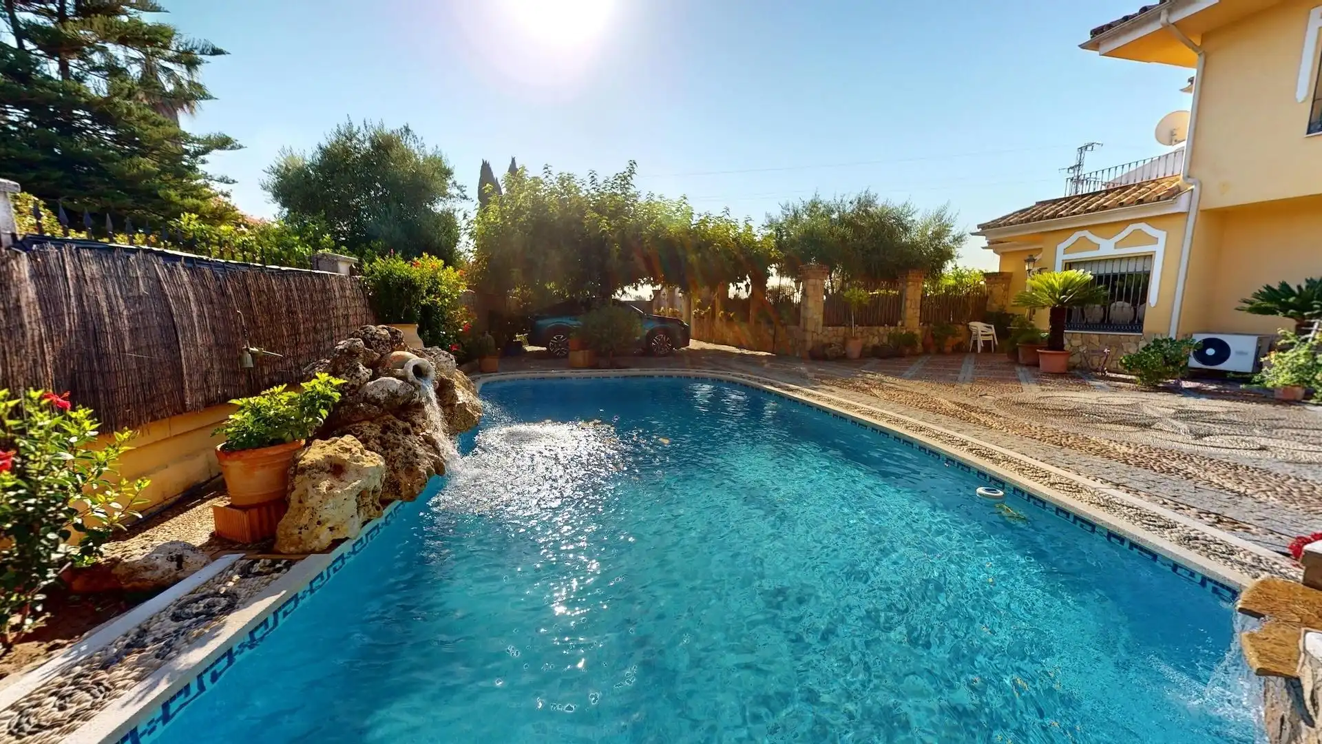 Piscina de Casa o xalet en venda en Córdoba amb Aire condicionat, Calefacció i Jardí privat