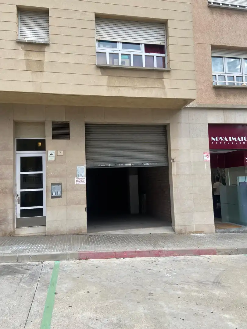 Business premises for sale in Carrer de Ramon Sala i Saçala, imagen 5