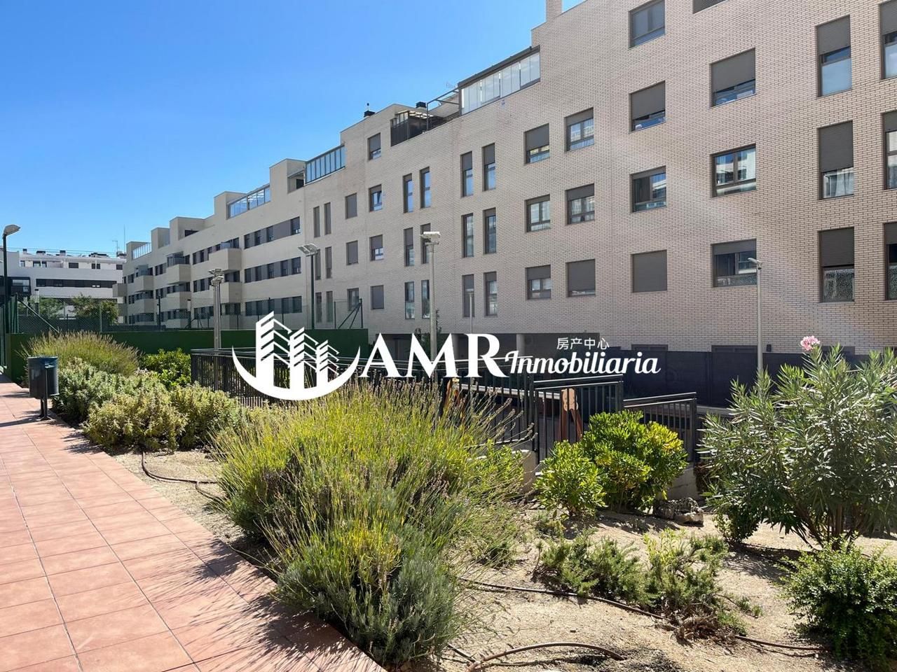 Exterior view of Planta baja for sale in Valdemoro  with Heating, Private garden and Storage room