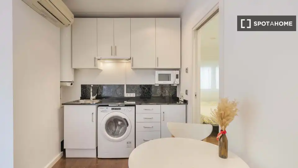 Wohnung zur Miete in El Coll