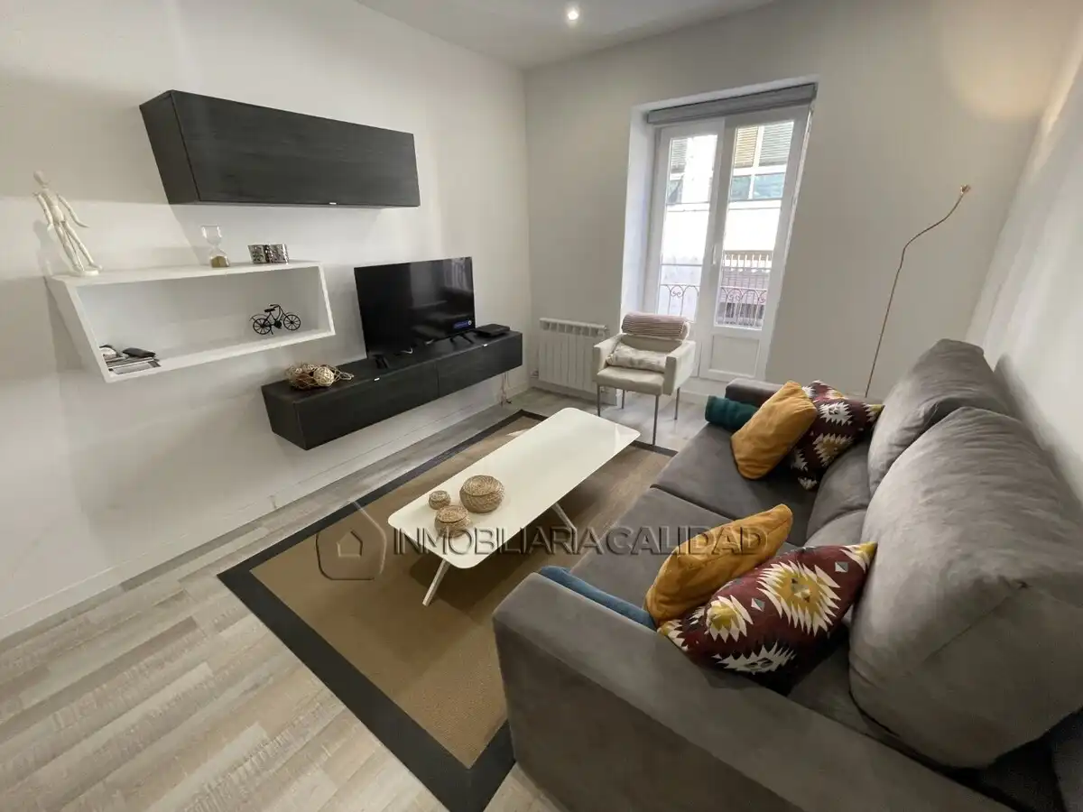 Sala de estar de Piso de alquiler en Burgos con Calefacción y Amueblado