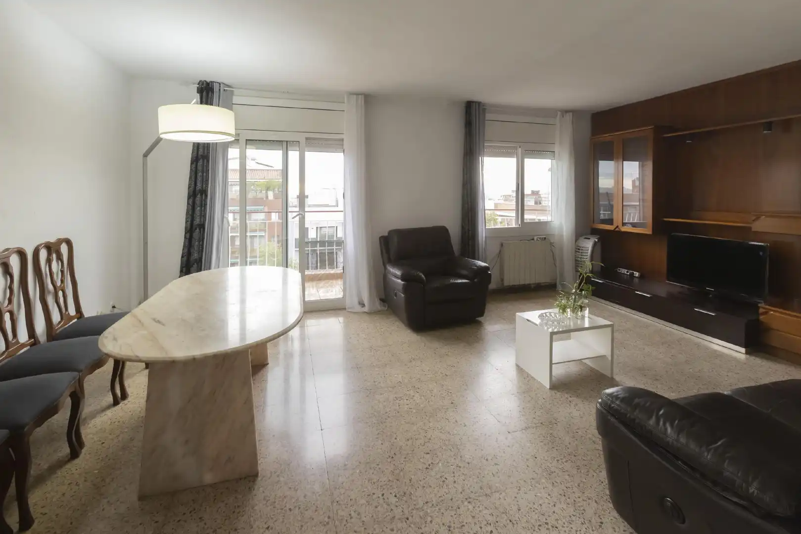 Ático con balcón en venta en Nou Barris, imagen 4