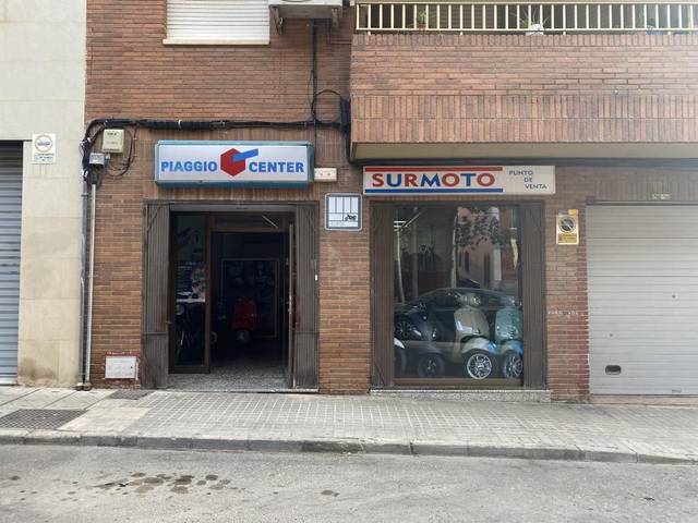 Local comercial en Venta en Calle Regocijos en Plaza de Toros - Santa Rita