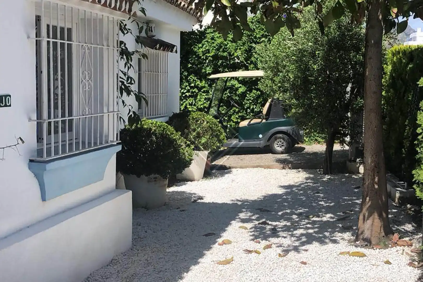 Parking of Houses for sale in Marbella  with Air Conditioner, Heating and Private garden
