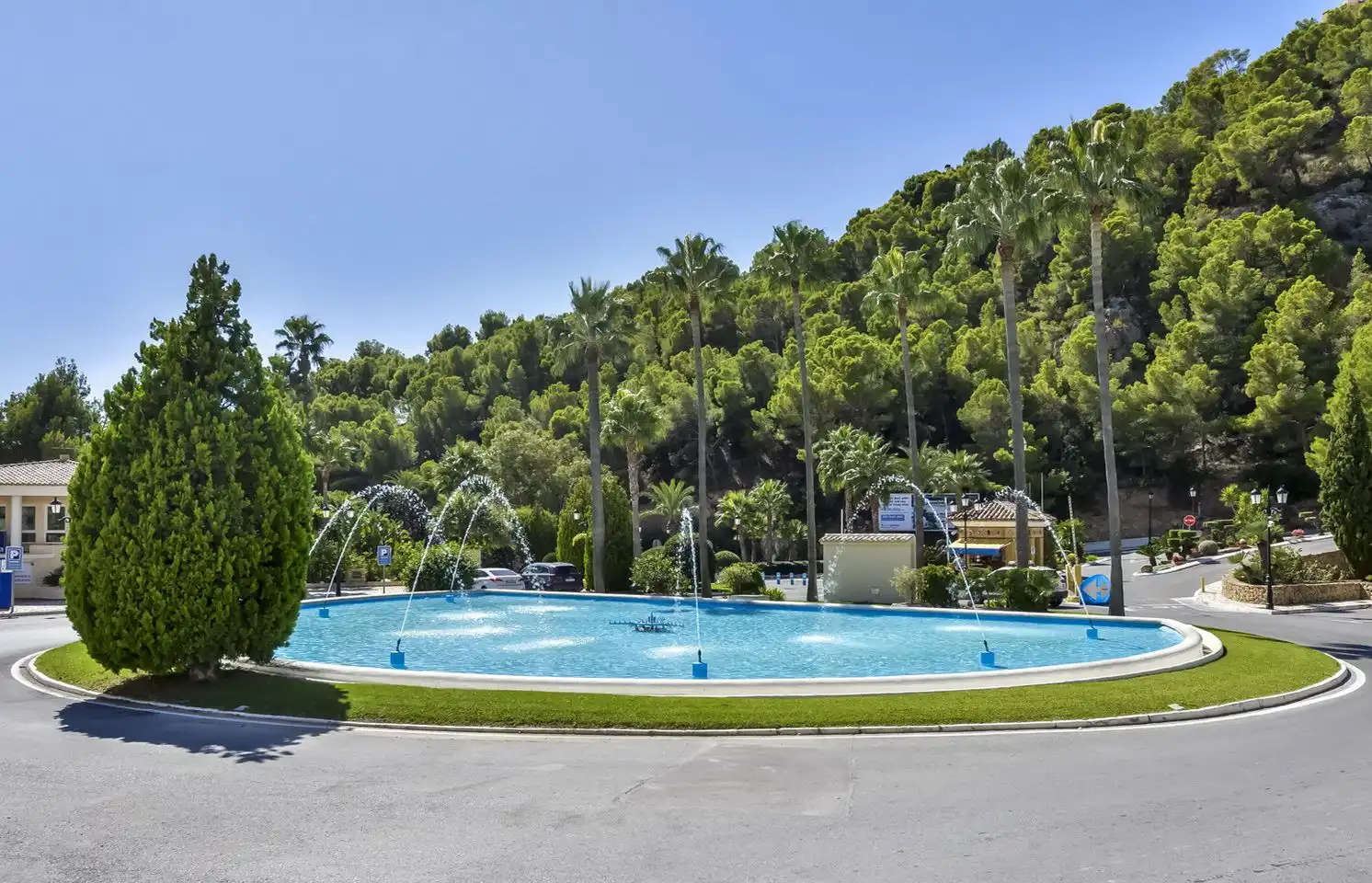 Swimming pool of Detached homes for rent in El Campello  with Air Conditioner, Heating and Terrace