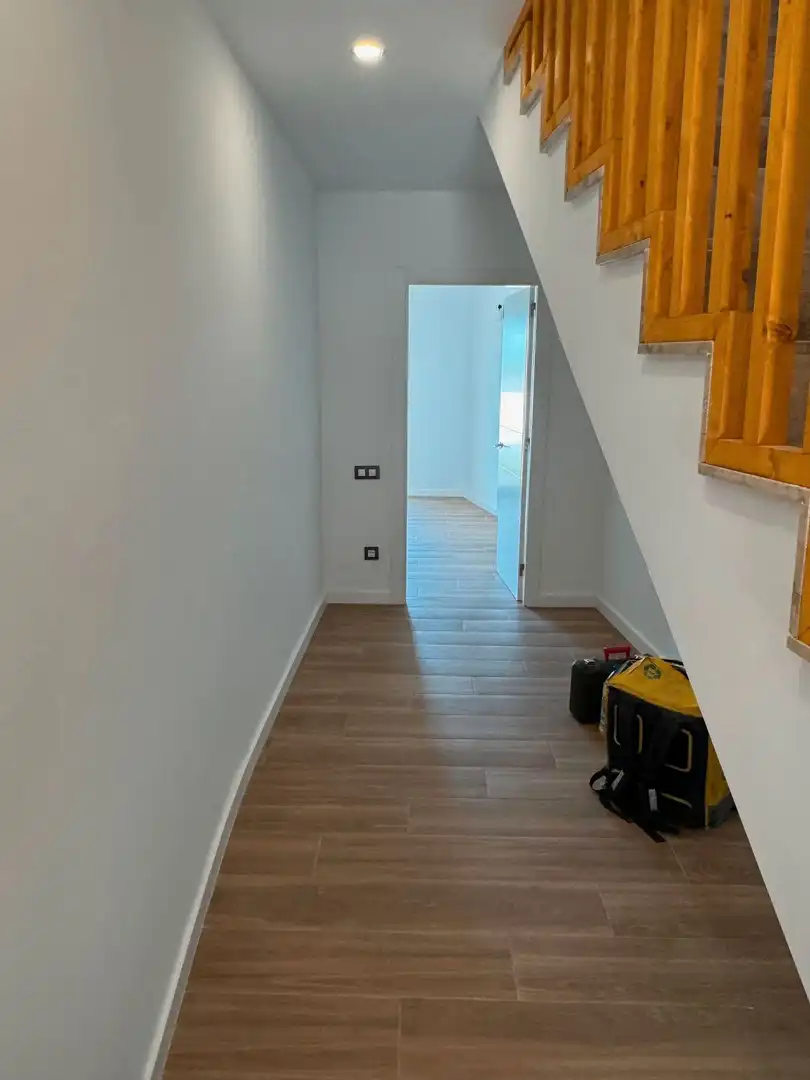 Einfamilien-Reihenhaus zum Verkauf in Viladecavalls mit Klimaanlage, Heizung und Terrasse