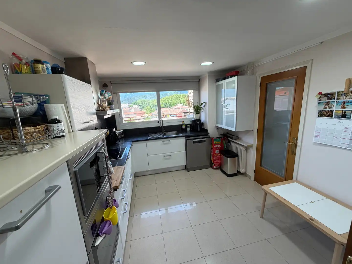 Cocina de Dúplex en venta en Olot con Calefacción, Terraza y Balcón