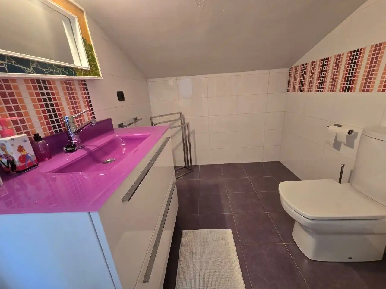 Baño de Casa o chalet en venta en  Logroño con Calefacción, Jardín privado y Terraza