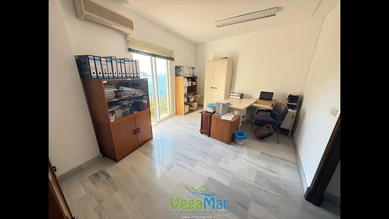 Dúplex en venta en Avenida Marina del Este, Punta La Mona
