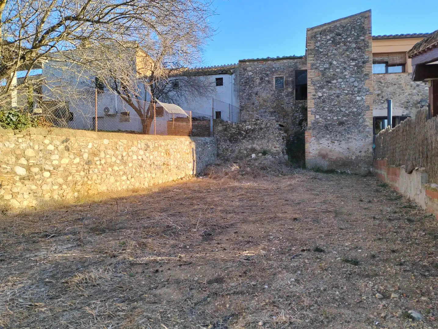 Casa adosada en venta en Bàscara con Jardín privado, Terraza y Balcón