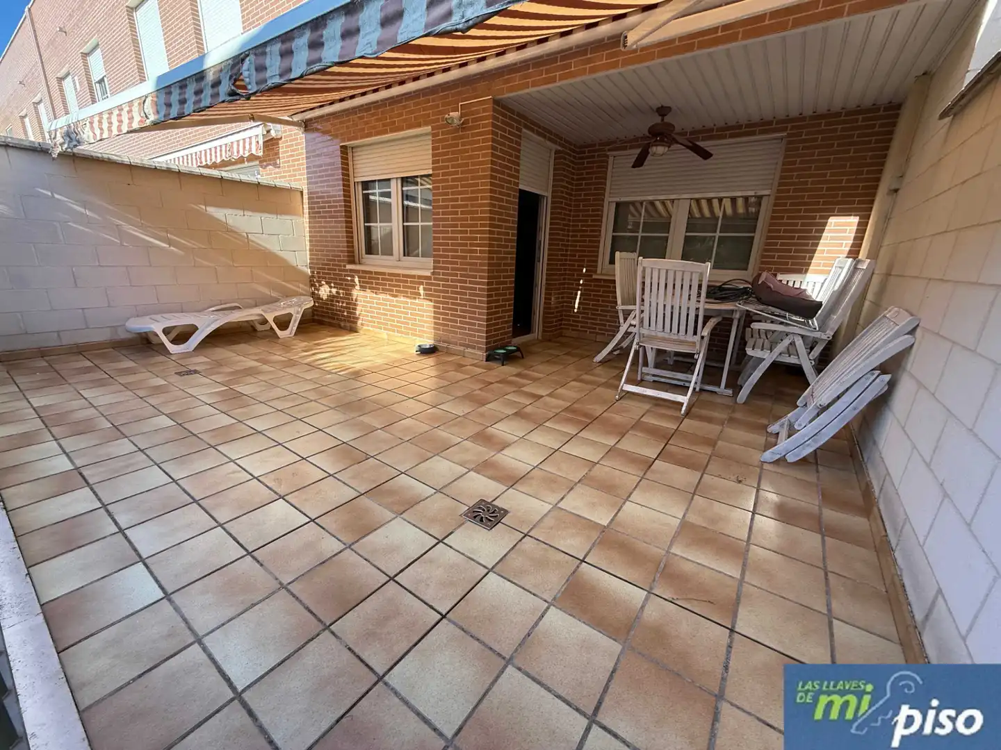 Terraza de Casa adosada en venta en Arroyo de la Encomienda con Calefacción, Jardín privado y Parquet