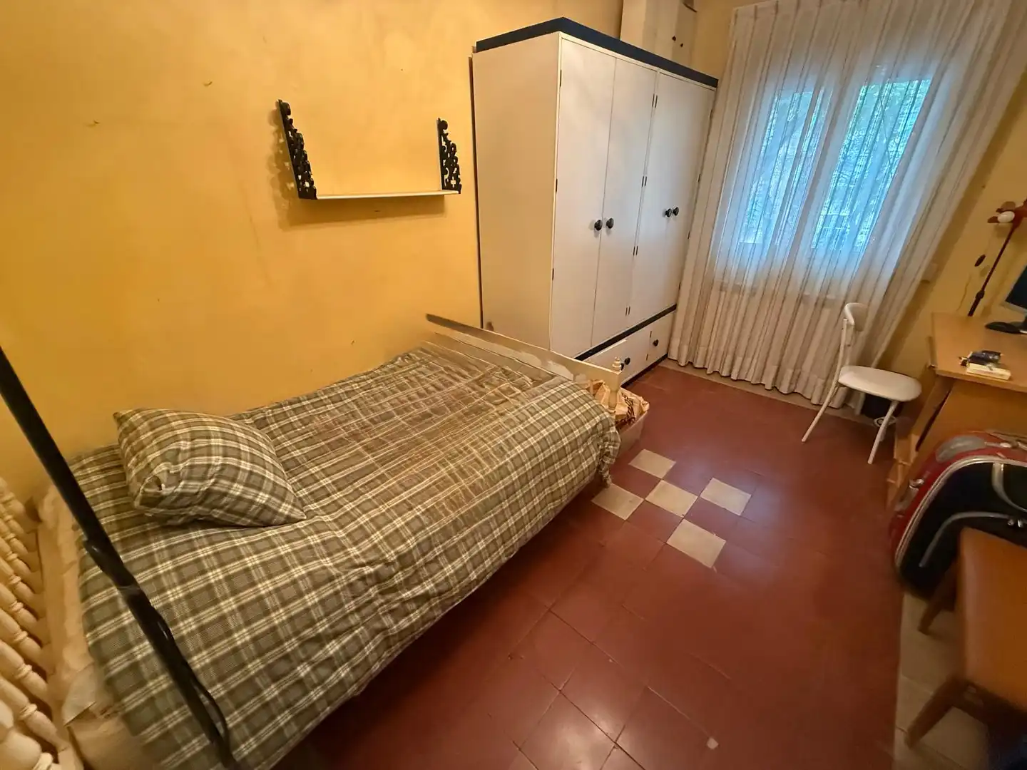 Bedroom of Flat for sale in Madrid  with Air Conditioner and Heating