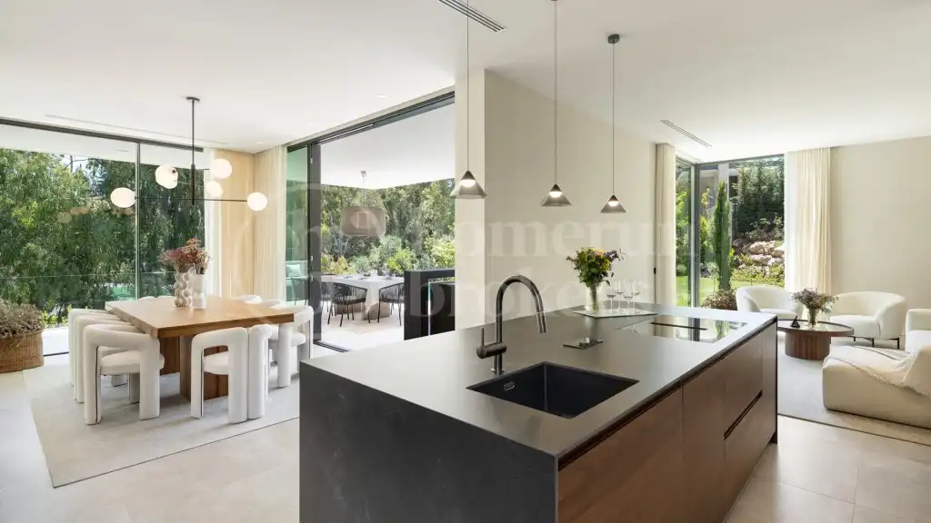 Chalet con piscina en venta en Nueva Andalucía, imagen 11