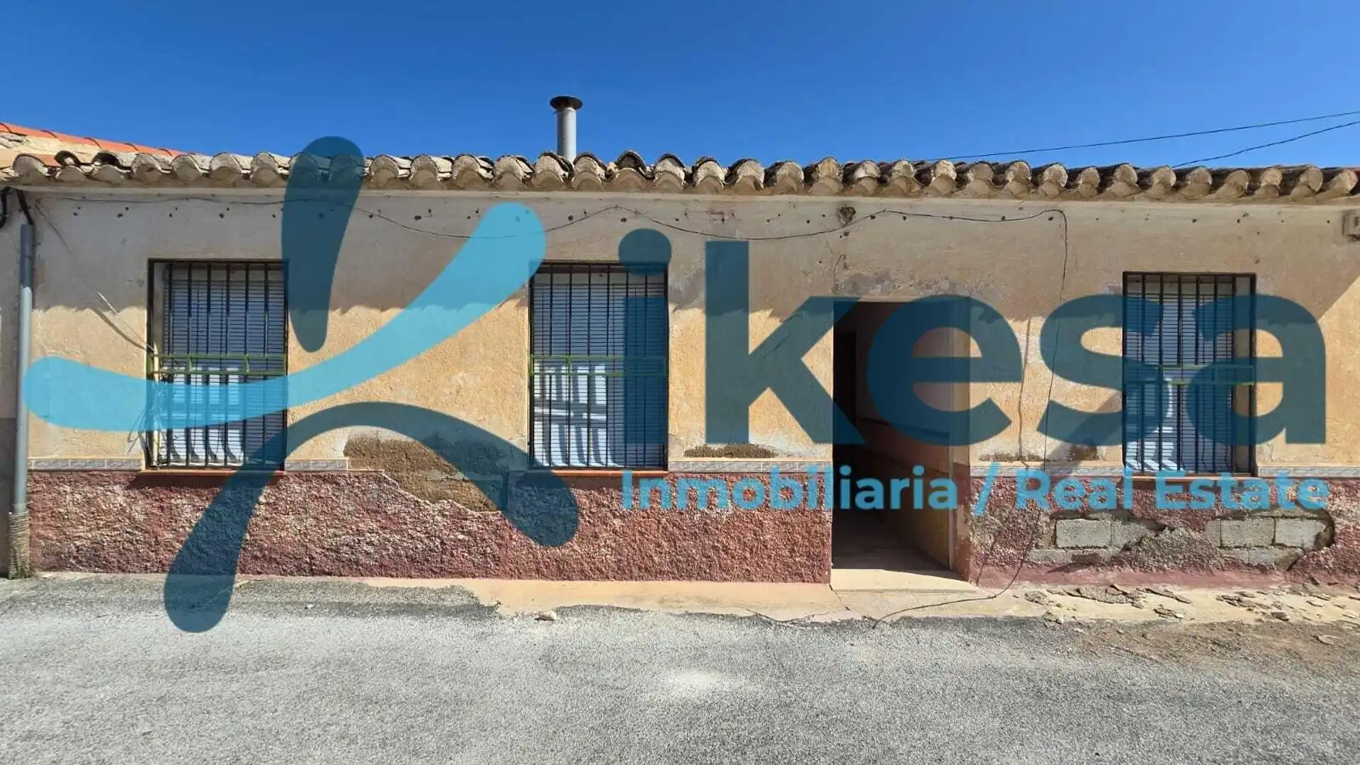 Vista exterior de Casa adosada en venta en Caniles