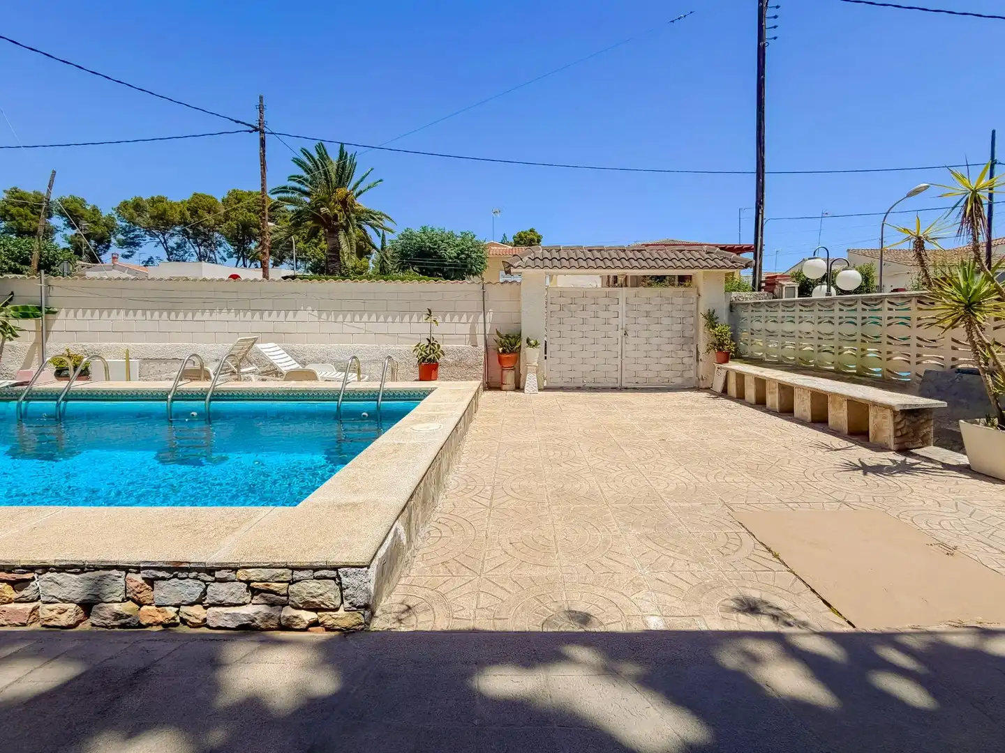 Piscina de Casa o xalet en venda en L'Eliana amb Aire condicionat, Jardí privat i Terrassa