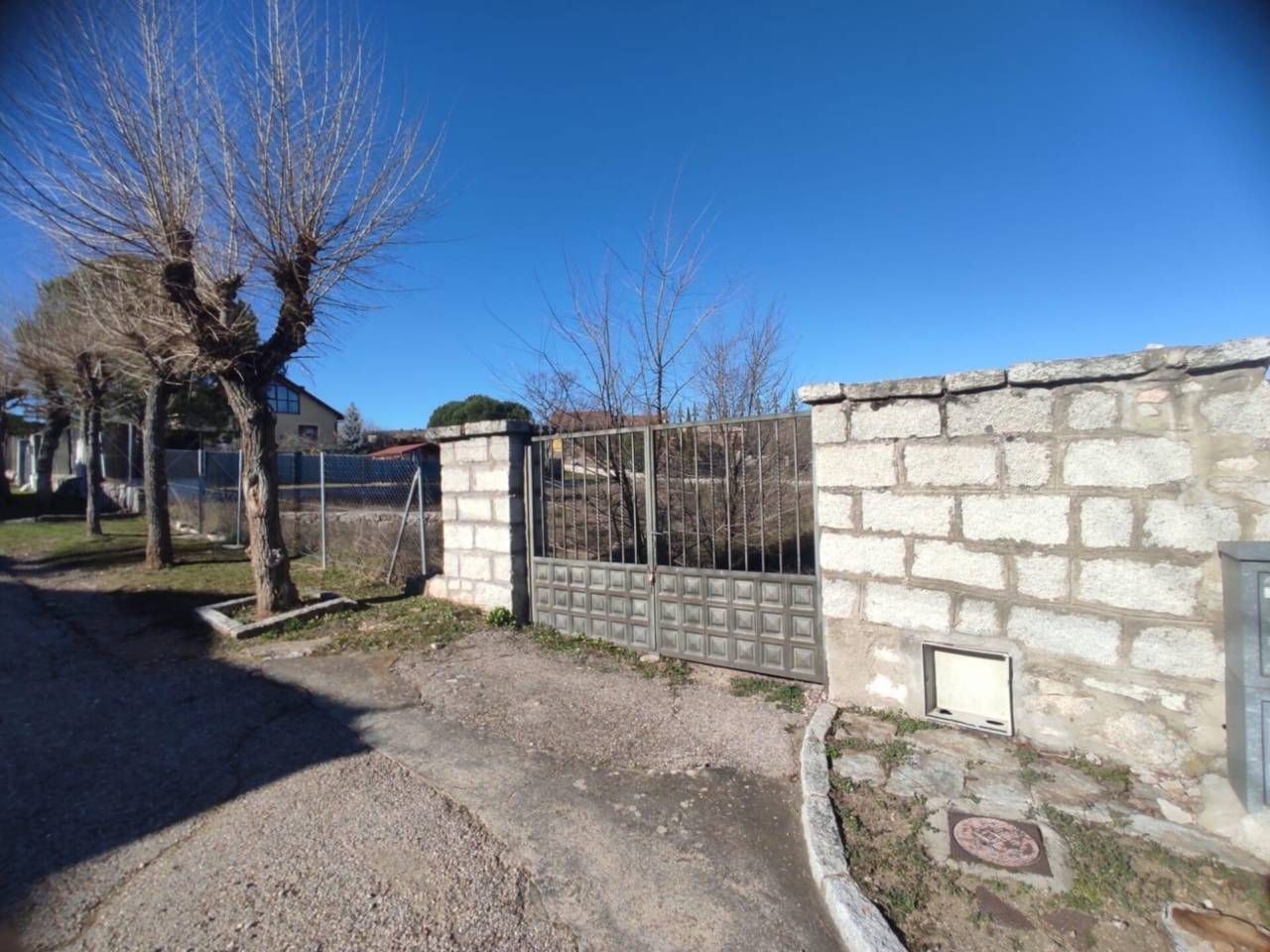 Terreny industrial en venda en Lozoyuela-Navas-Sieteiglesias